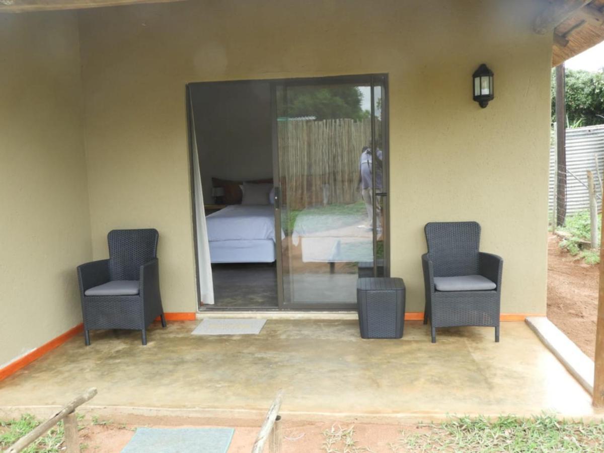 Bongan Safari Lodge Mbabat Esterno foto