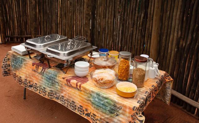 Bongan Safari Lodge Mbabat Esterno foto